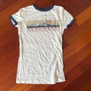 S Free State white T-Shirt with mountain design